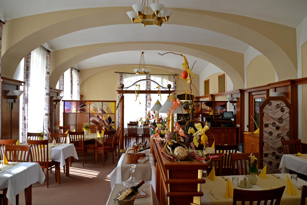 Hotel Havel Rychnov nad Kneznou Luaran gambar
